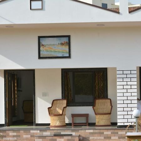 Mango Tree Resort Pushkar Ngoại thất bức ảnh
